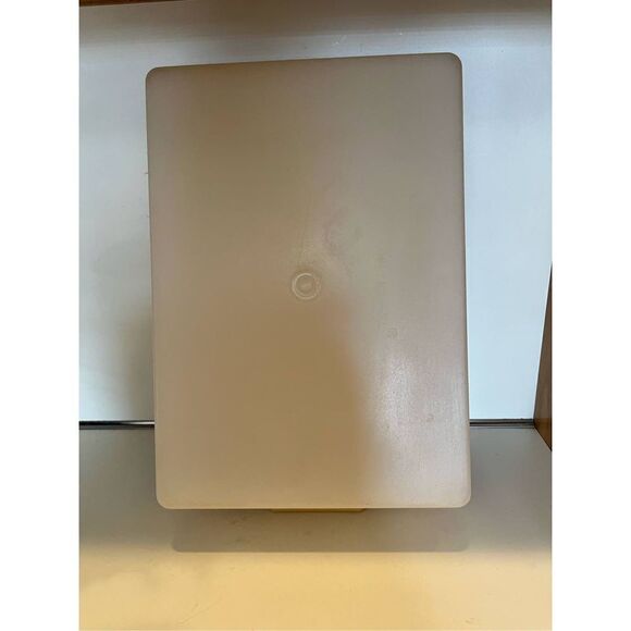 Tupperware Cake Taker Storage - Picture 4 of 11